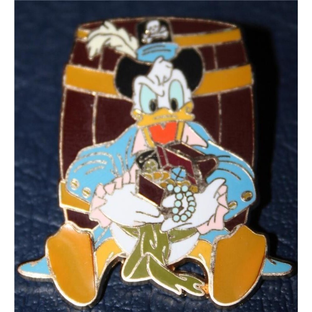 Pirates of the Caribbean Lanyard Set - Pirate Donald